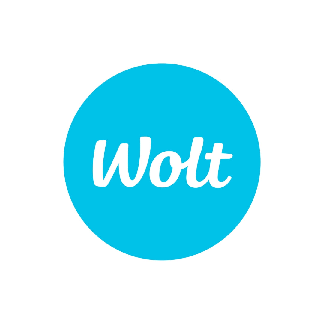 Wolt Partner Logo als Kooperation des Atelier Hamam Shops für schnelle Lieferung von Beauty, Kosmetik und Wellness Produkten in München.